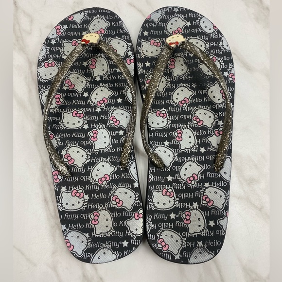 Hello kitty sandals - Picture 5 of 7